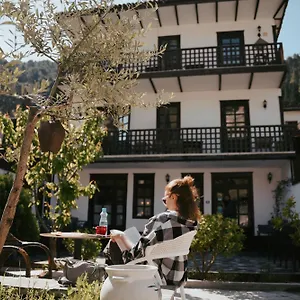 Maya Auberge de jeunesse